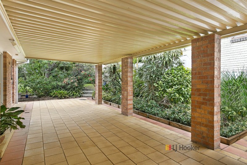 Photo - 98 Sunrise Avenue, Halekulani NSW 2262 - Image 6