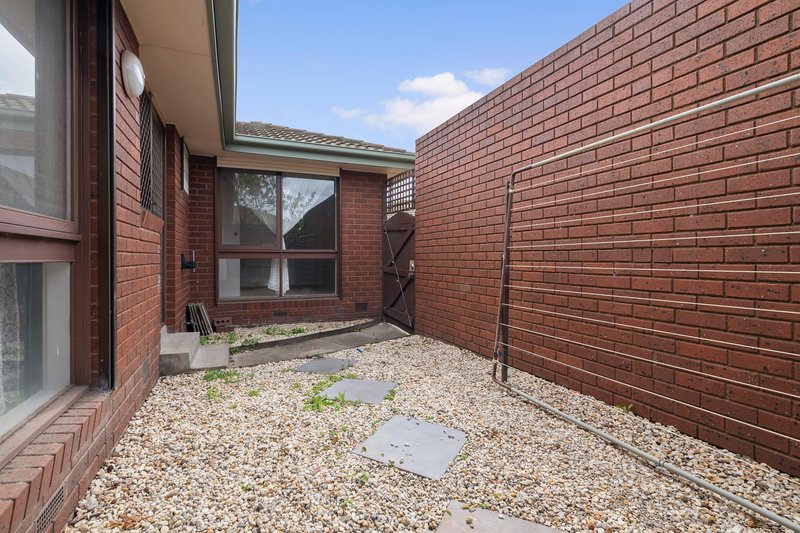 Photo - 9/8 Symon Crescent, Thomastown VIC 3074 - Image 8