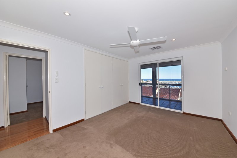 Photo - 9/8 Toulon Circle, Mindarie WA 6030 - Image 19