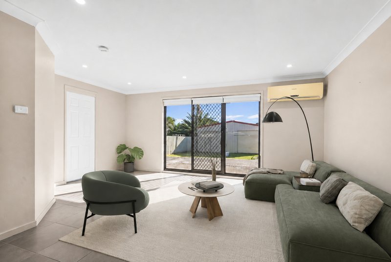 Photo - 98 Wentworth Street, Oak Flats NSW 2529 - Image 8