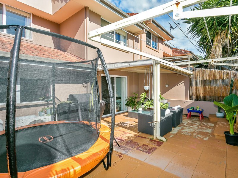 Photo - 98/1 Coelia Crt , Carrara QLD 4211 - Image 21