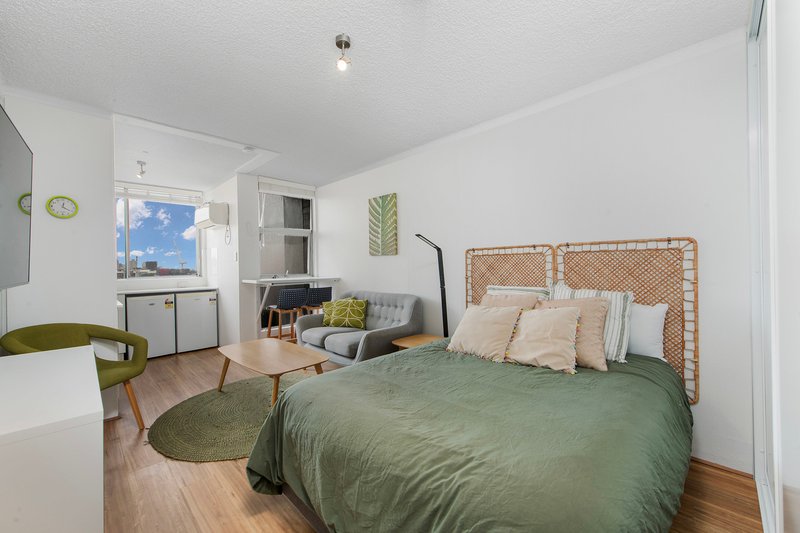 Photo - 98/13 Waine Street, Surry Hills NSW 2010 - Image 3