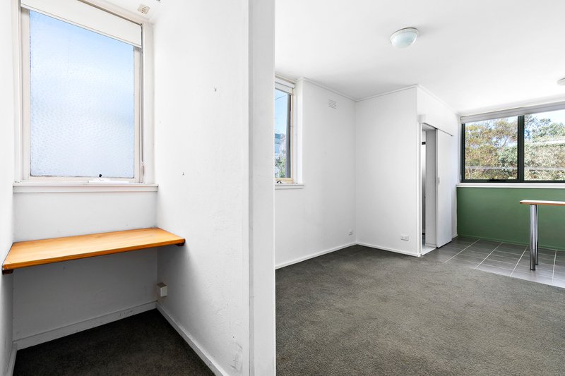 Photo - 9/831 Park Street, Brunswick VIC 3056 - Image 3
