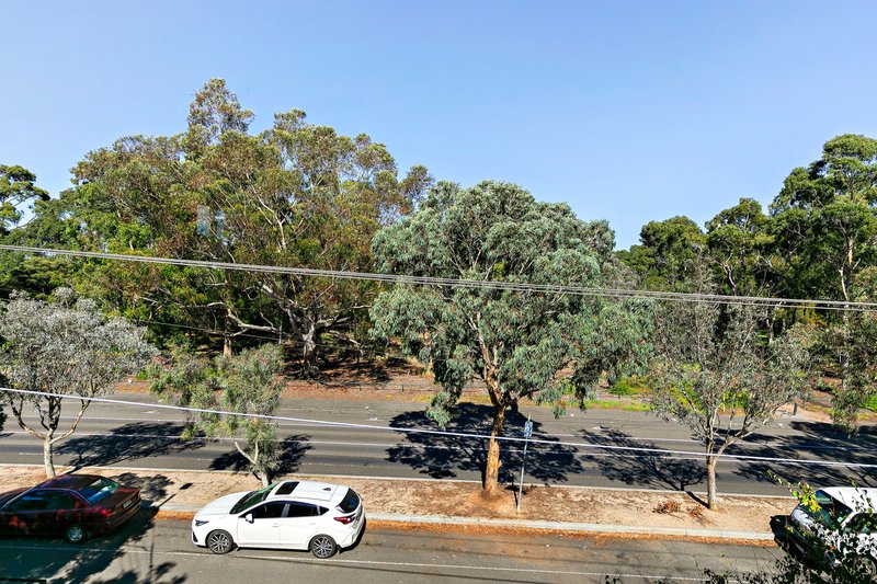 Photo - 9/831 Park Street, Brunswick VIC 3056 - Image 9