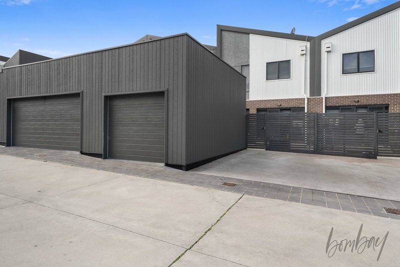 Photo - 985 Edgars Road, Wollert VIC 3750 - Image 2