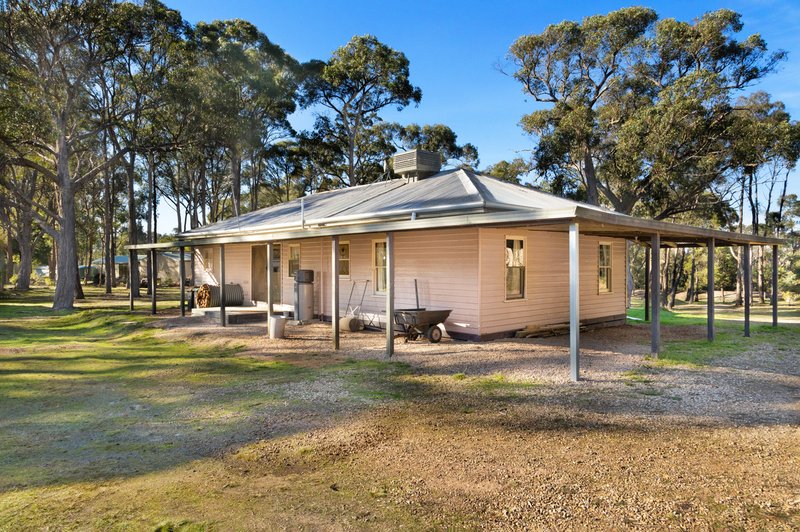 Photo - 987 Pittong-Snake Valley Road, Snake Valley VIC 3351 - Image 3