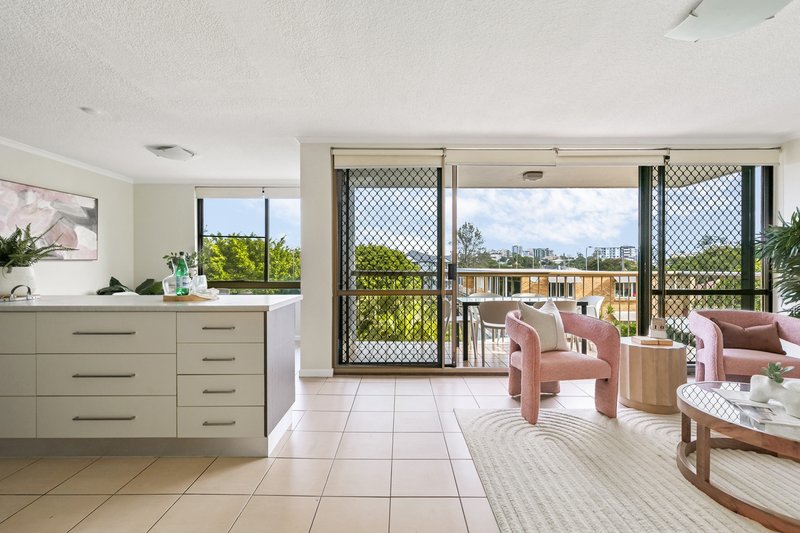 Photo - 9/89 Thorn Street, Kangaroo Point QLD 4169 - Image 3