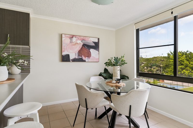 Photo - 9/89 Thorn Street, Kangaroo Point QLD 4169 - Image 5