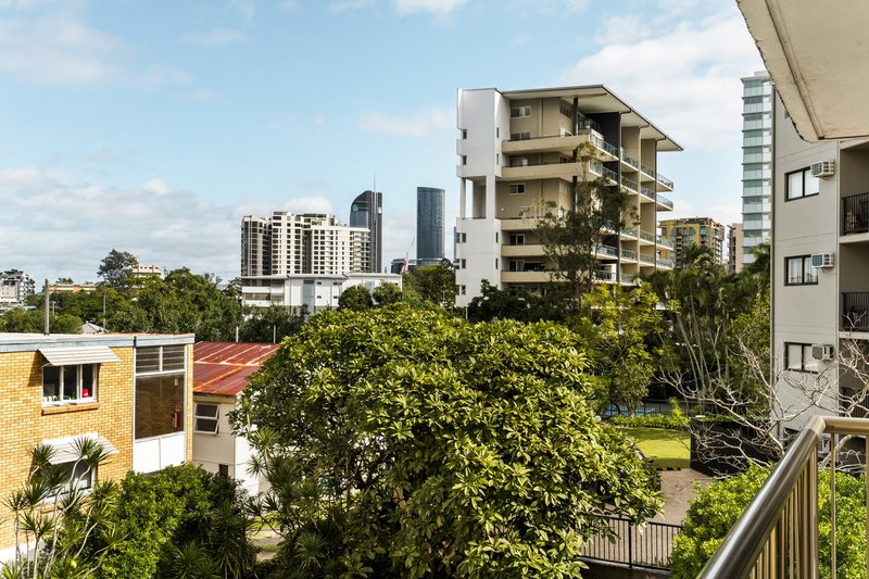 Photo - 9/89 Thorn Street, Kangaroo Point QLD 4169 - Image 13