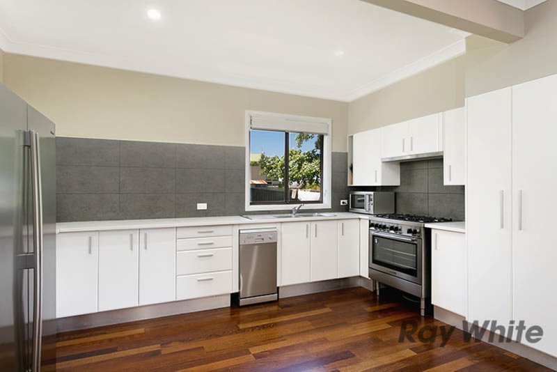 Photo - 99 Albert Street, Unanderra NSW 2526 - Image 2