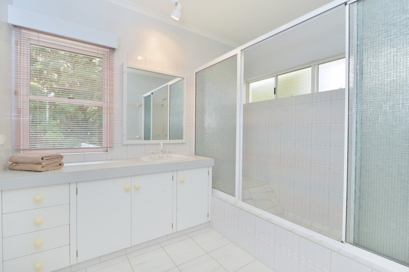 Photo - 99 Arlington Esplanade, Clifton Beach QLD 4879 - Image 15