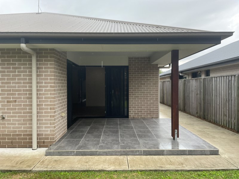 Photo - 99 Baptisia Circuit, Caboolture QLD 4510 - Image 13