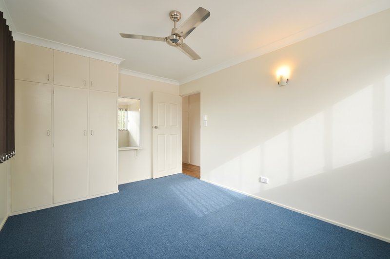 Photo - 99 Barney Street, Barney Point QLD 4680 - Image 11