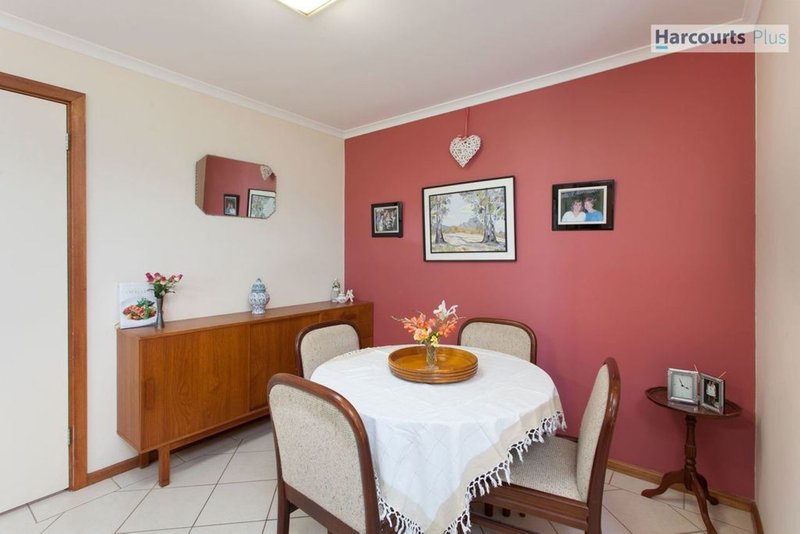 Photo - 99 Barramundi Drive, Hallett Cove SA 5158 - Image 14