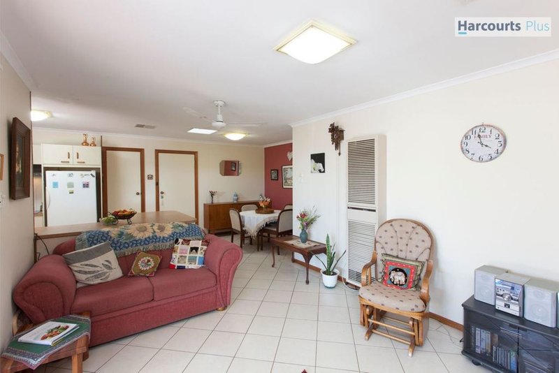 Photo - 99 Barramundi Drive, Hallett Cove SA 5158 - Image 15