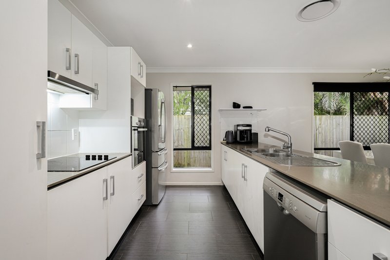 Photo - 99 Bellevue Avenue, Gaythorne QLD 4051 - Image 7