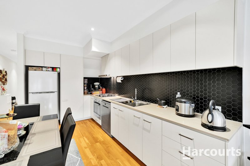 Photo - 99 Campaspe Way, Point Cook VIC 3030 - Image 15