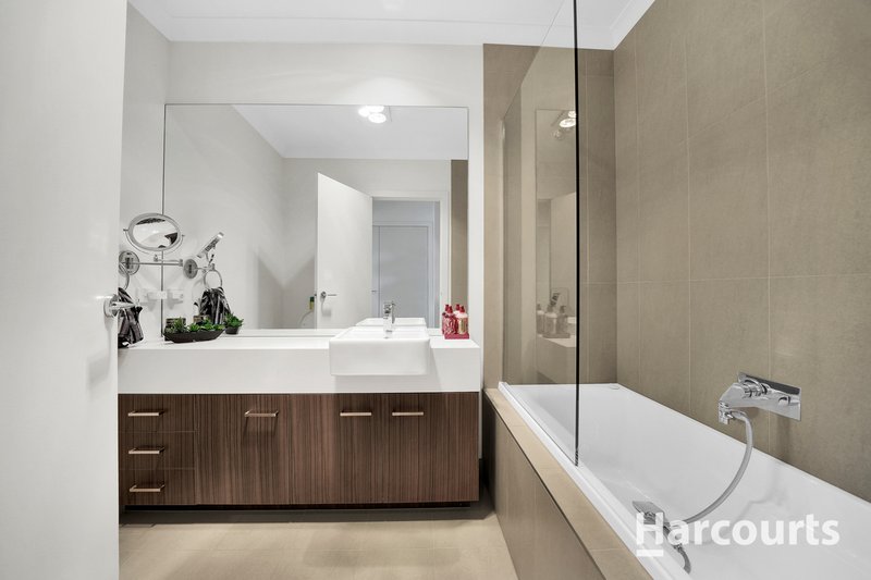 Photo - 99 Campaspe Way, Point Cook VIC 3030 - Image 19