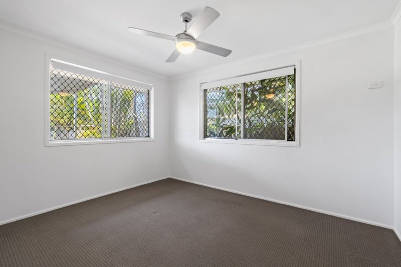 Photo - 99 Chainey Avenue, Miami QLD 4220 - Image 6