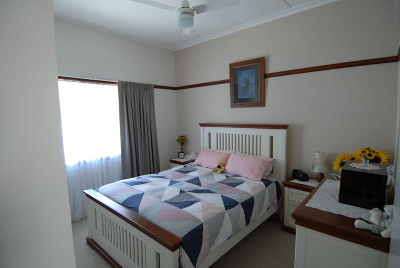 Photo - 99 Charley Street, Deniliquin NSW 2710 - Image 5