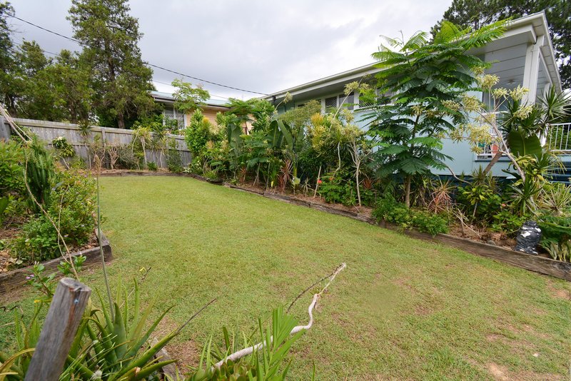 Photo - 99 Farrant Street, Stafford Heights QLD 4053 - Image 12