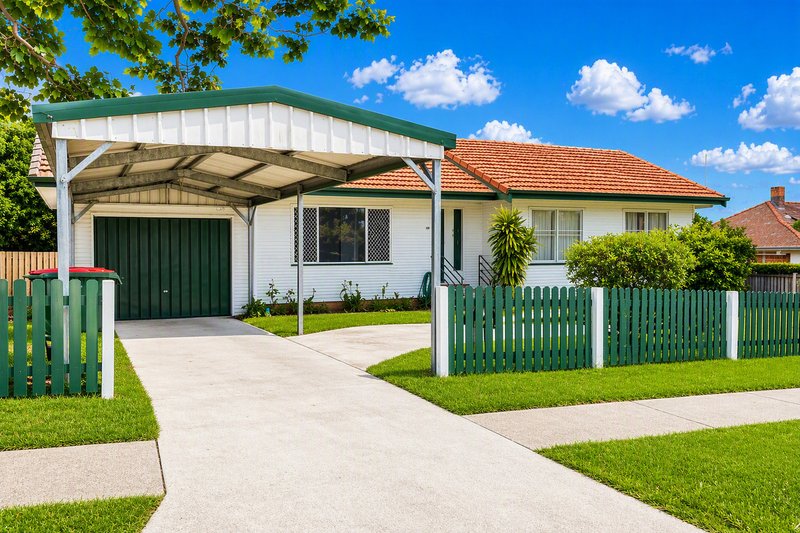 Photo - 99 Graham Road, Carseldine QLD 4034 - Image 1
