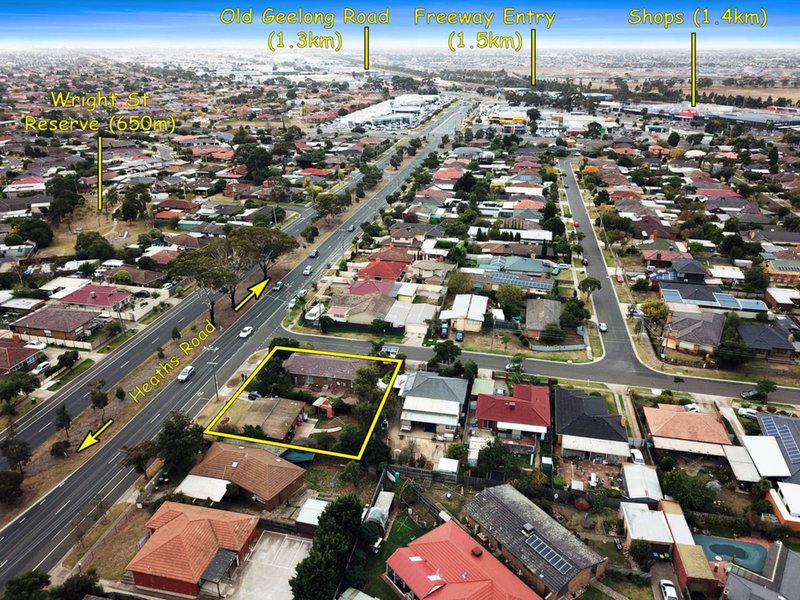 Photo - 99 Heaths Road, Hoppers Crossing VIC 3029 - Image 3