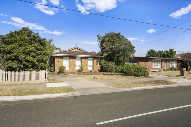 Photo - 99 Heaths Road, Hoppers Crossing VIC 3029 - Image 5