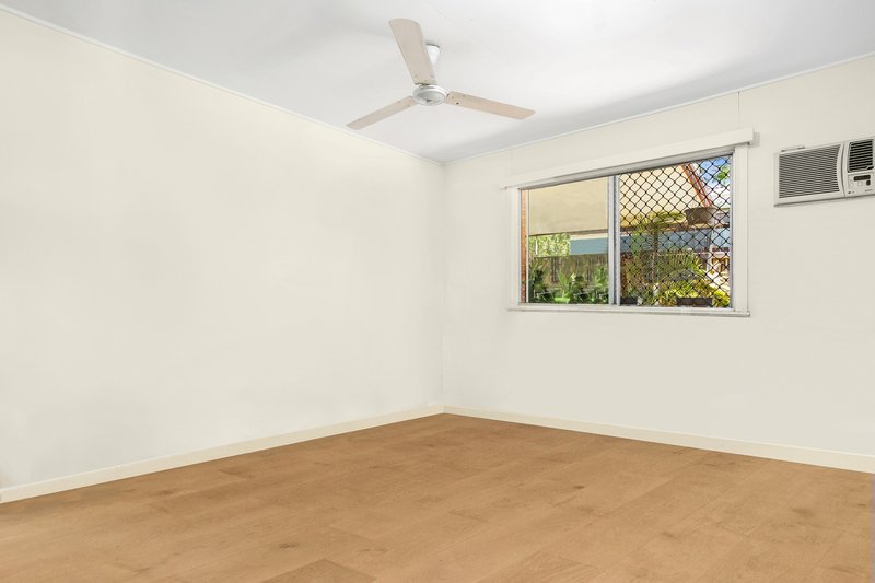 Photo - 99 Hoare Street, Manunda QLD 4870 - Image 5