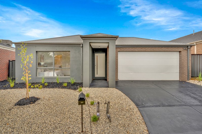 99 Huntington Drive, Craigieburn VIC 3064