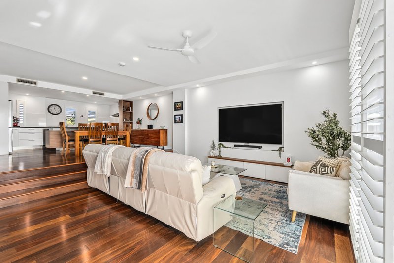 Photo - 99 John Lund Drive, Hope Island QLD 4212 - Image 8