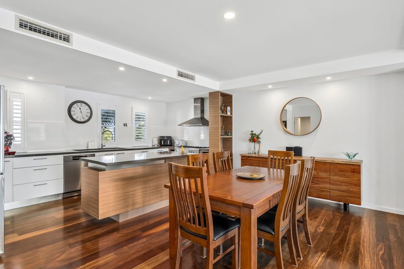 Photo - 99 John Lund Drive, Hope Island QLD 4212 - Image 11