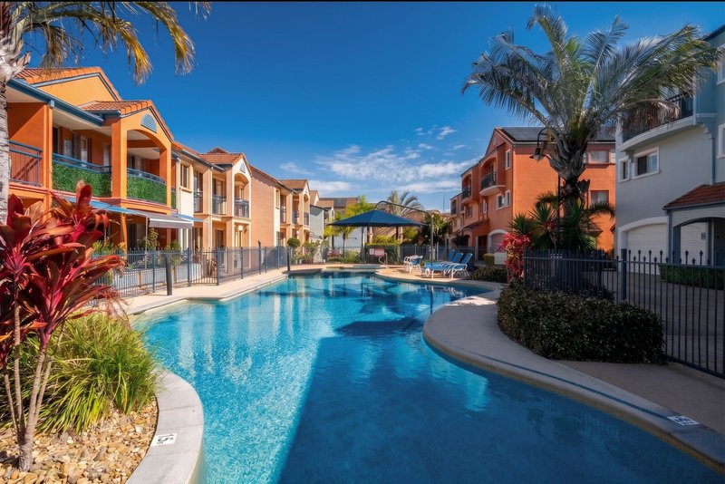 Photo - 99 John Lund Drive, Hope Island QLD 4212 - Image 30