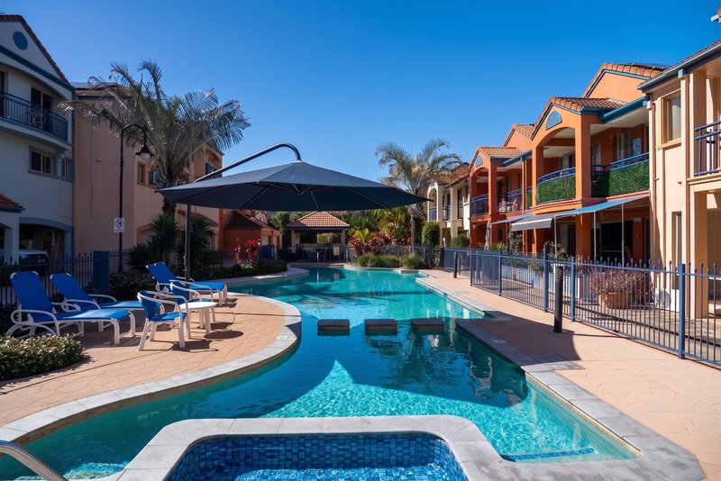 Photo - 99 John Lund Drive, Hope Island QLD 4212 - Image 31