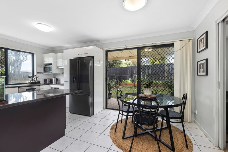 Photo - 99 Jutland Street, Oxley QLD 4075 - Image 3