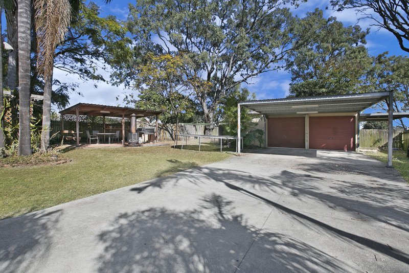 Photo - 99 Kianawah Road, Wynnum West QLD 4178 - Image 6