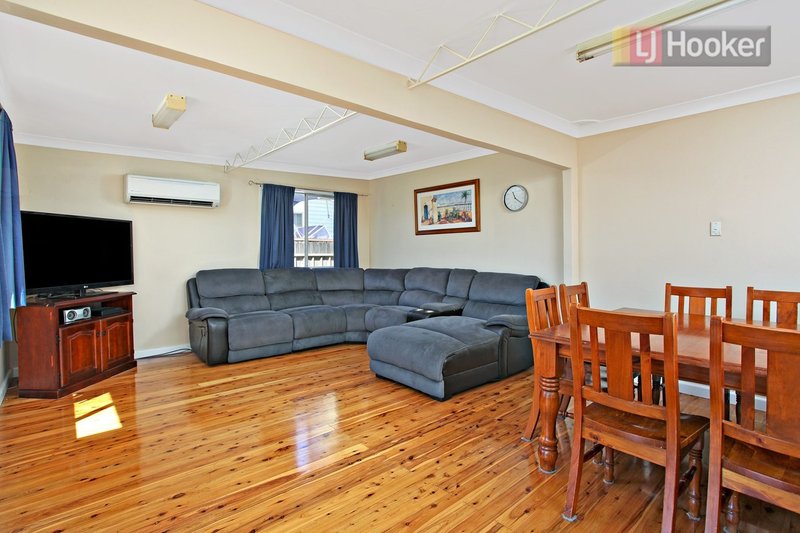 Photo - 99 Killarney Avenue, Blacktown NSW 2148 - Image 3