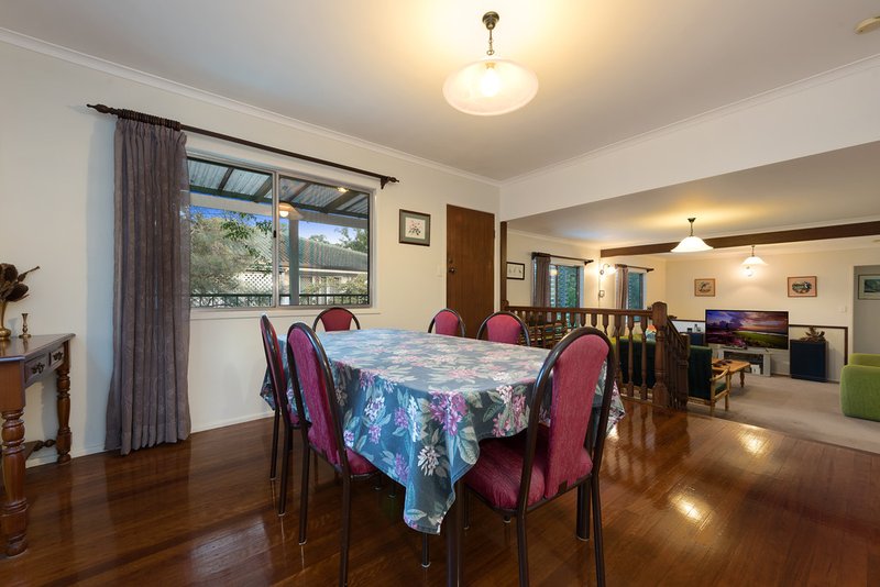 Photo - 99 Kylie Avenue, Ferny Hills QLD 4055 - Image 7