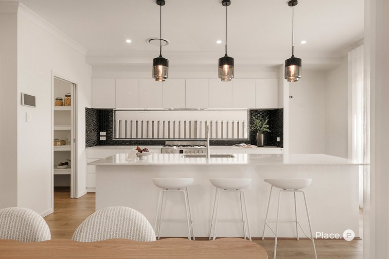 Photo - 99 Lang Street, Morningside QLD 4170 - Image 4