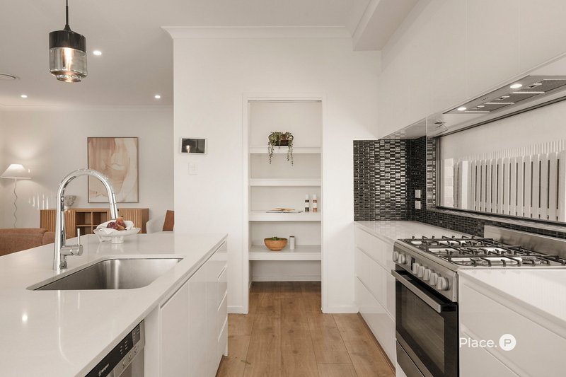Photo - 99 Lang Street, Morningside QLD 4170 - Image 6
