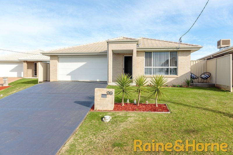 99 Linda Drive, Dubbo NSW 2830