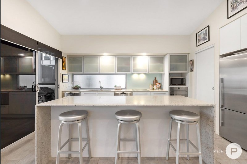 Photo - 99 Martha Street, Camp Hill QLD 4152 - Image 4