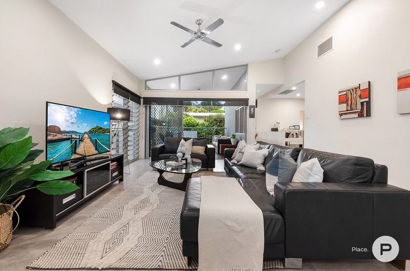 Photo - 99 Martha Street, Camp Hill QLD 4152 - Image 9