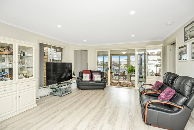 Photo - 99 Matthew Flinders Drive, Encounter Bay SA 5211 - Image 17