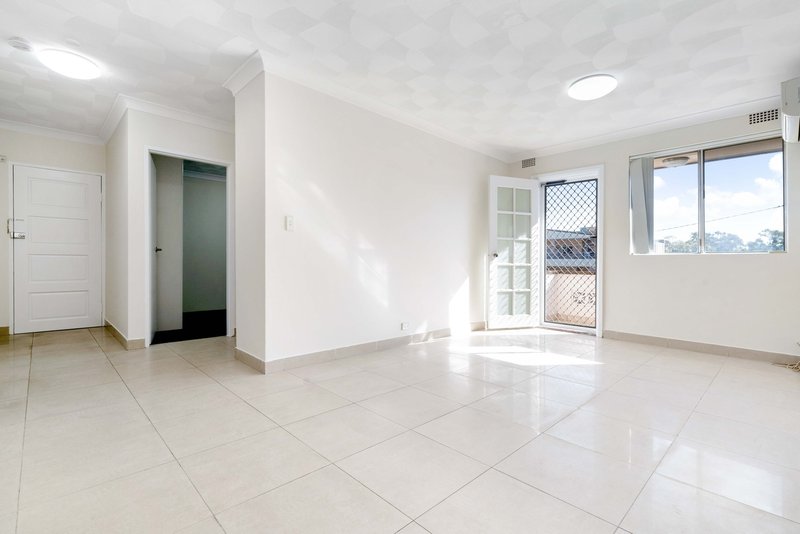 Photo - 9/9 Matthews Street, Punchbowl NSW 2196 - Image 3