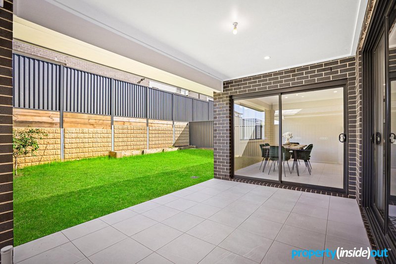 Photo - 99 Mckenna Crescent, Rouse Hill NSW 2155 - Image 6