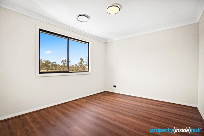 Photo - 99 Mckenna Crescent, Rouse Hill NSW 2155 - Image 10