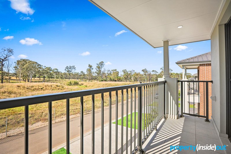 Photo - 99 Mckenna Crescent, Rouse Hill NSW 2155 - Image 11