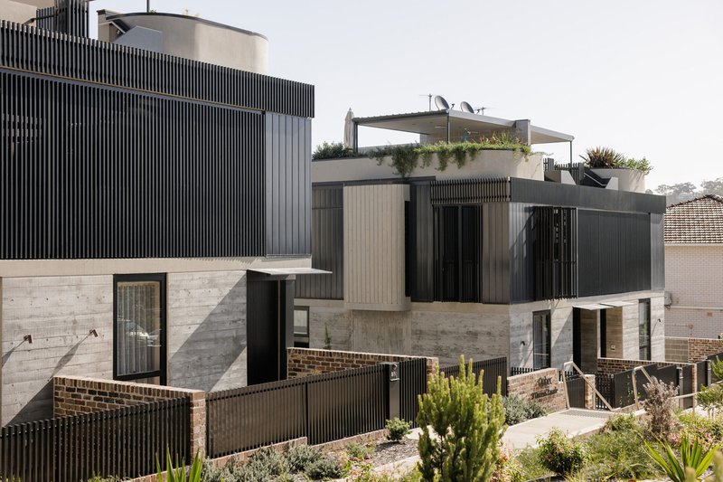 Photo - 9/9 Queens Parade, Newport NSW 2106 - Image 1