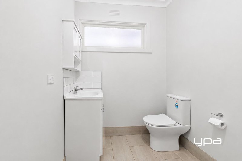 Photo - 99 Ridgeway Parade, Sunshine West VIC 3020 - Image 8